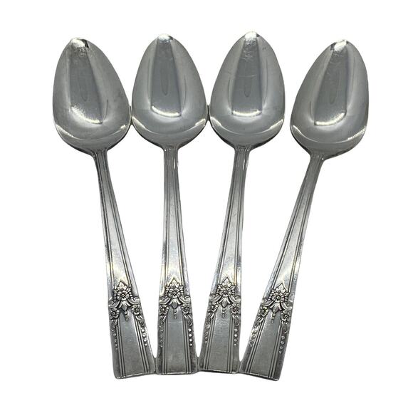 1940 Wm A Rogers Artistic Pattern Four Teaspoons Heavy Silver Plate No Monogram - Picture 2 of 10